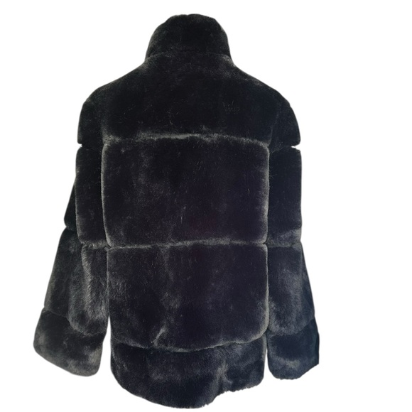 APPARIS Skylar Paneled FauxFur Size Medium Black Teddy Jacket - Picture 10 of 17